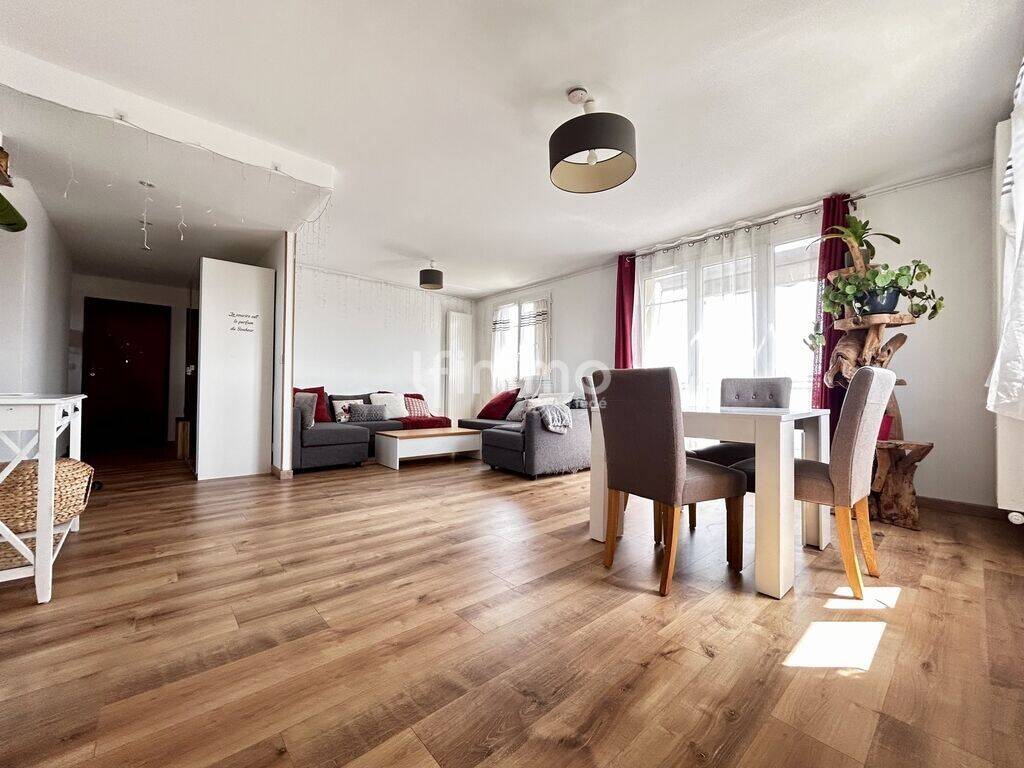 Appartement 3 pièces 66 m² · à Champigny-sur-Marne · 66 m² · 239 000 €