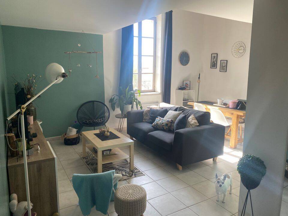 Appartement 3 pièces 90 m² · à Courthézon · 90 m² · 813 €