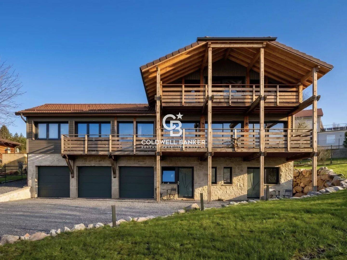 Maison 9 pièces 200 m² · à Gérardmer · 200 m² · 1 550 000 €