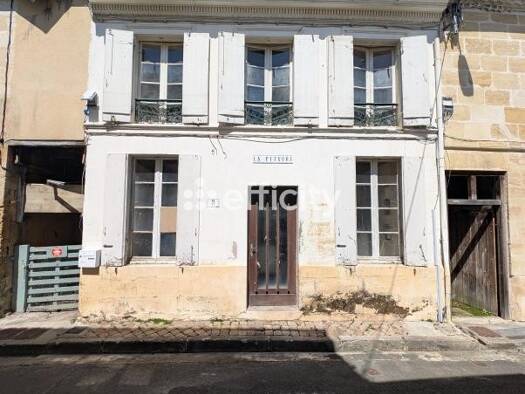 Immeuble à vendre 140 000 € 220 m² Lesparre-Médoc 33340