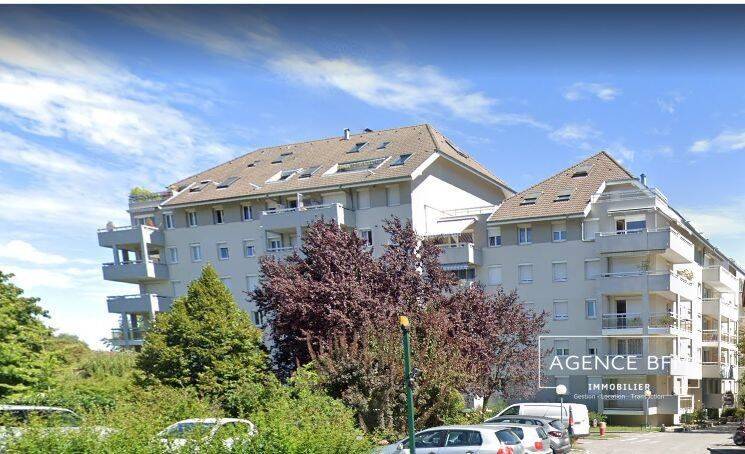 Appartement 3 pièces 70 m² · à Annecy · 70 m² · 1 077 €