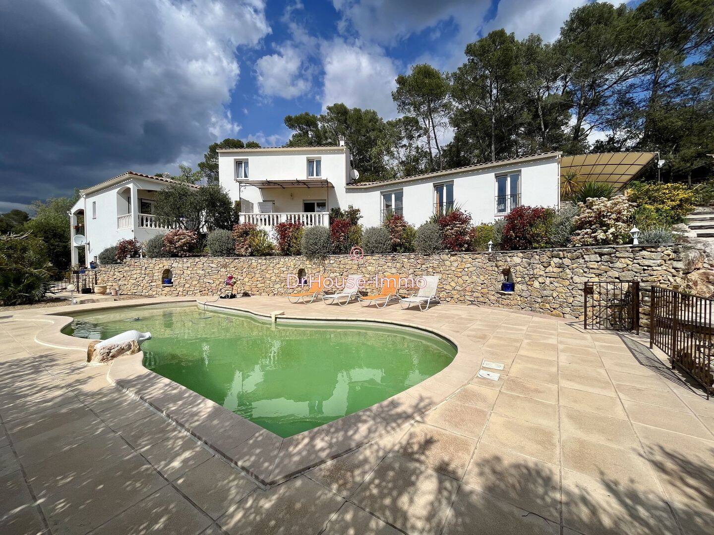 Maison 11 pièces 240 m² · à Lorgues · 240 m² · 899 000 €
