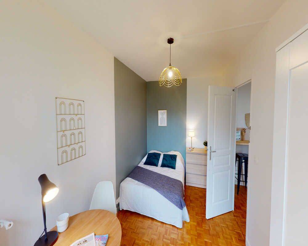 Appartement 5 pièces 100 m² · à Paris 12ème Arrondissement · 100 m² · 1 145 €/mois