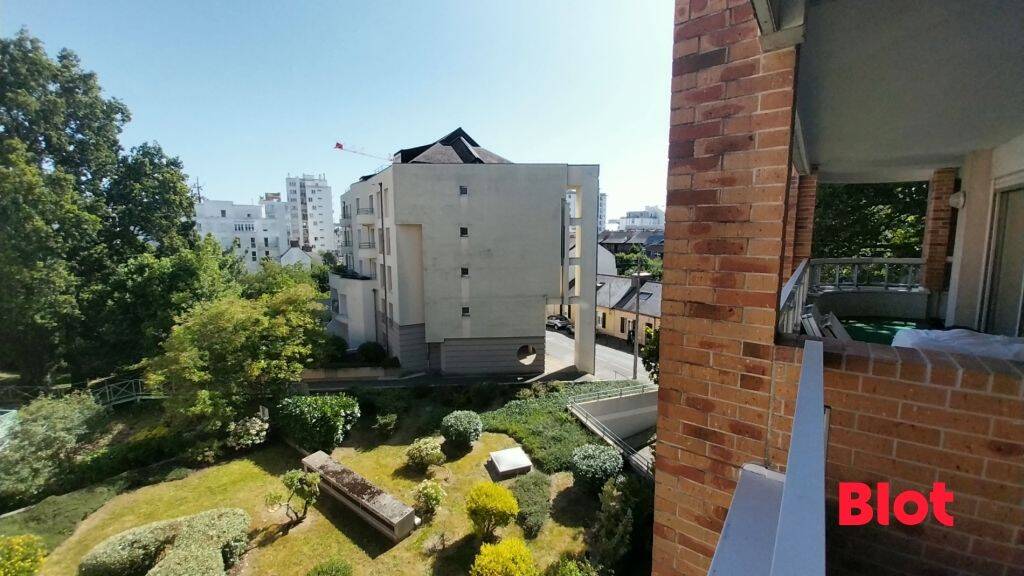 Appartement 4 pièces 101 m² · à Rennes · 101 m² · 1 243 €/mois