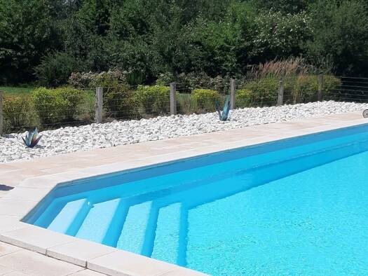 Maison de plain-pied à vendre 269 000 € 10 pièces 6 chambres 143,3 m² 6 408 m² de terrain Ayen 19310