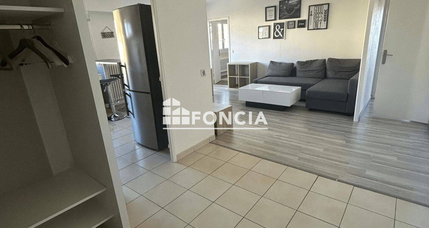 Appartement 3 pièces 67 m² · à Saint-Priest-en-Jarez · 66,7 m² · 722 €/mois