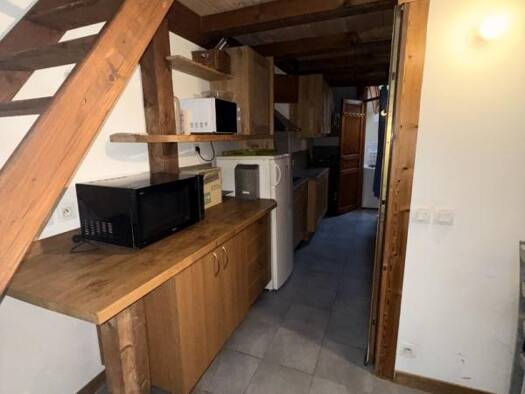 Studio à louer 360 € 1 pièce 22 m² 3ème étage Centre Ville Vizille 38220