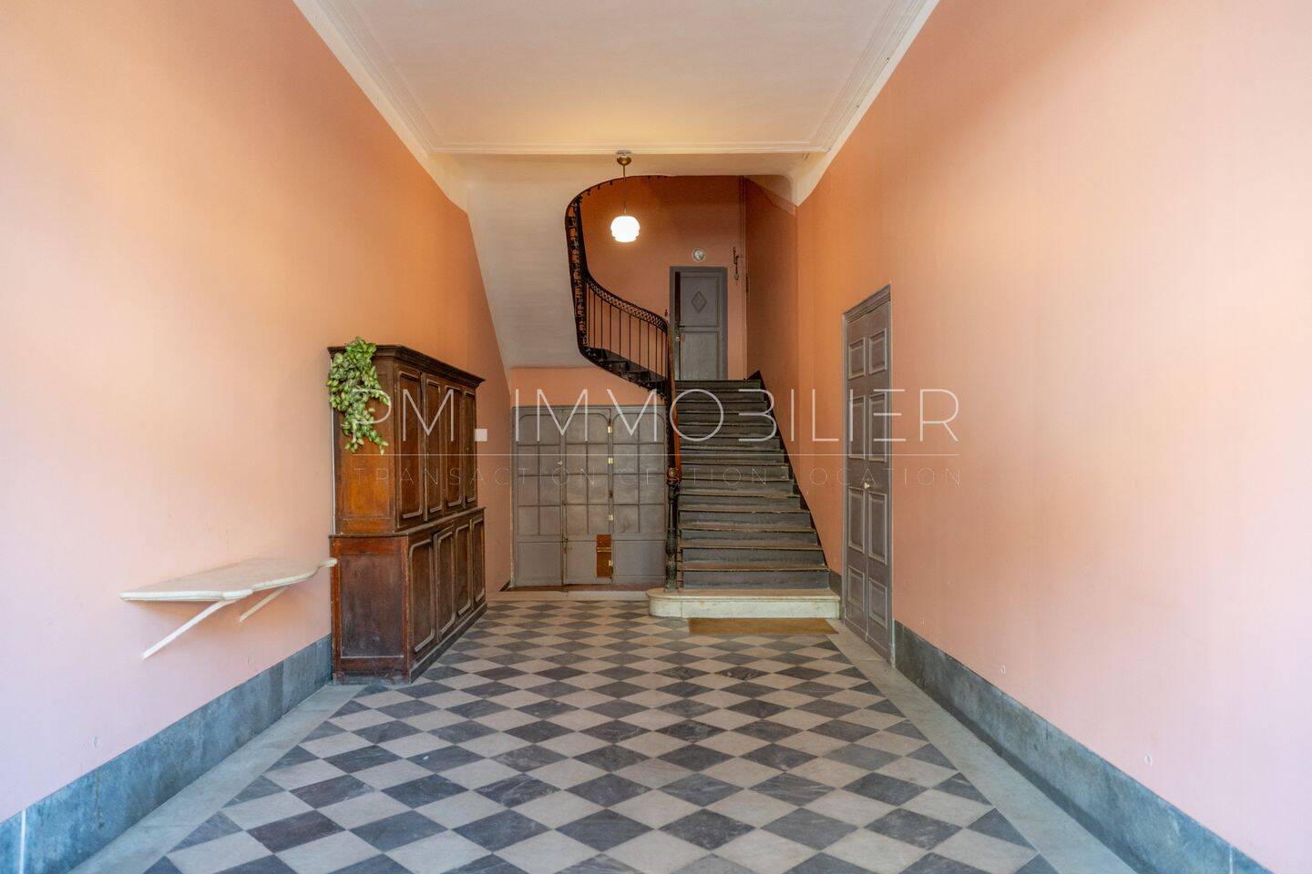 Appartement 4 pièces 71 m² · à Aix-en-Provence · 71 m² · 449 000 €