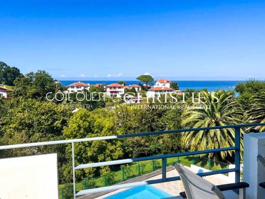 Appartement à vendre 760 000 € 3 pièces 2 chambres 64 m² 2ème étage Nord Ciboure 64500