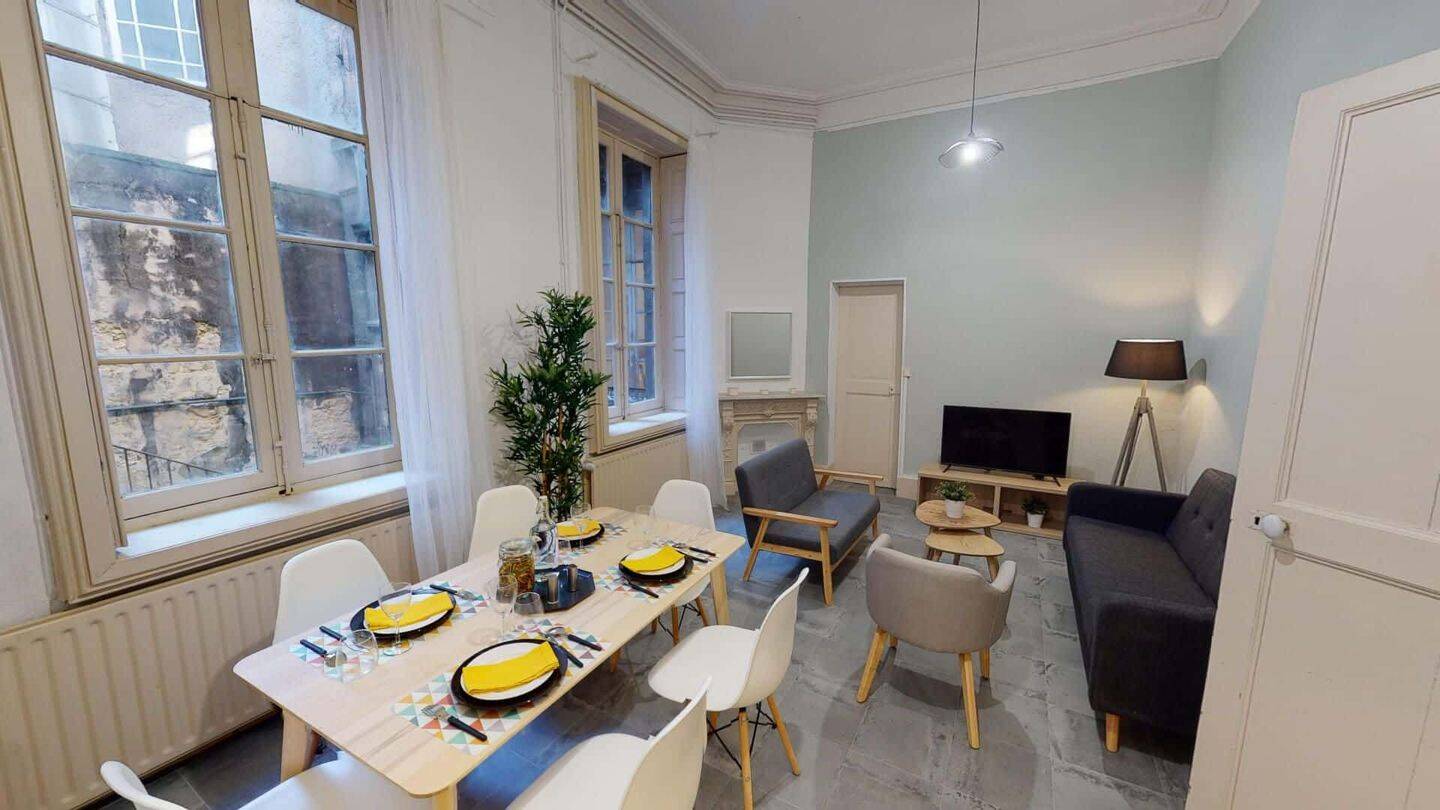 Chambre dans le 29 rue Maguelone - Colocation — 10