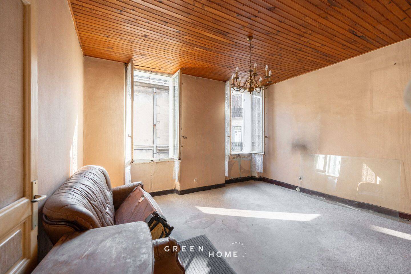 Appartement 3 pièces 48 m² · à Marseille 6ème Arrondissement · 48 m² · 135 000 €