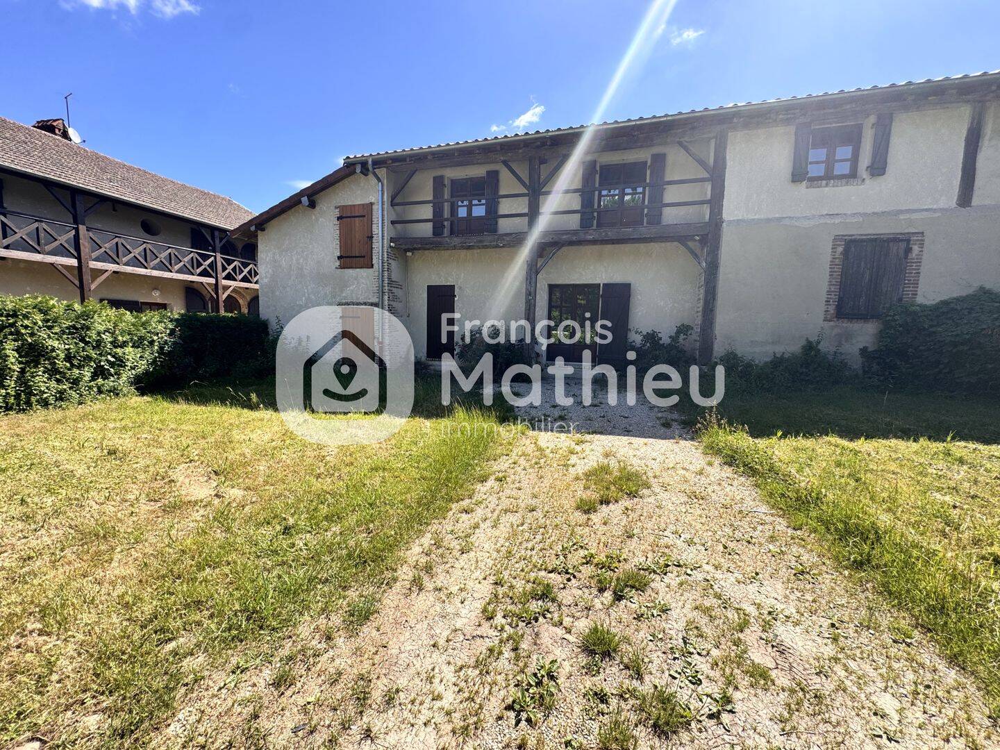 Maison 4 pièces 119 m² · à Joyeux · 118,5 m² · 1 250 €