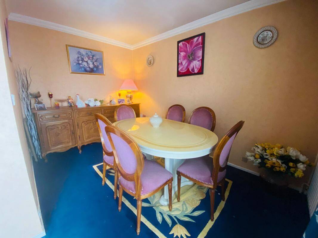 Appartement 4 pièces 80 m² · à Le Petit-Quevilly · 80 m² · 74 200 €