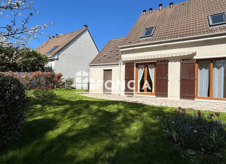 Maison à vendre 430 000 € 5 pièces 3<br/>chambres 88 m²<br/>superficie 338 m²<br/>terrain Saint Barthelemy Poissy 78300