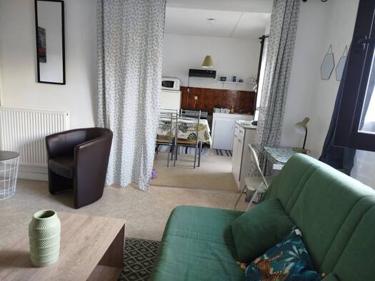 Appartement à louer 360 € 1 pièce 31 m² Étage 1/4 Rural Est Tulle 19000