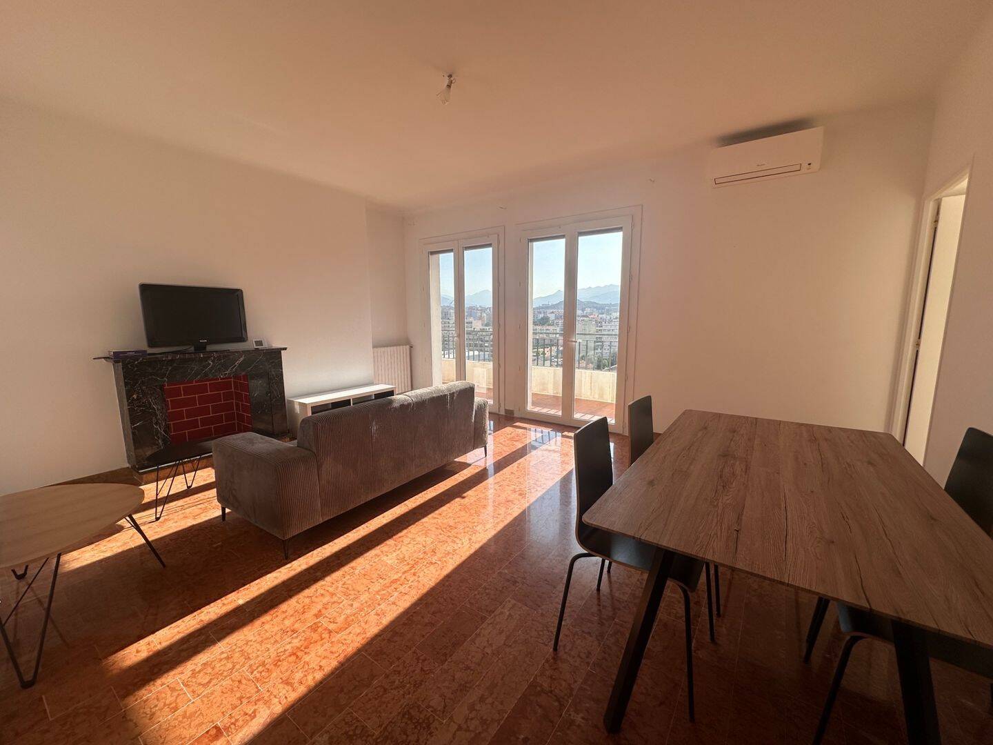 Appartement 4 pièces 85 m² · à Ajaccio · 85 m² · 290 000 €