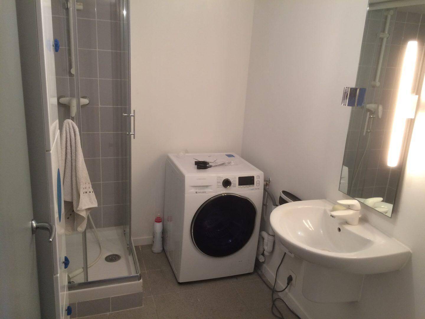 Appartement 2 pièces 50 m² · à Marseille 1er Arrondissement · 49,6 m² · 730 €/mois