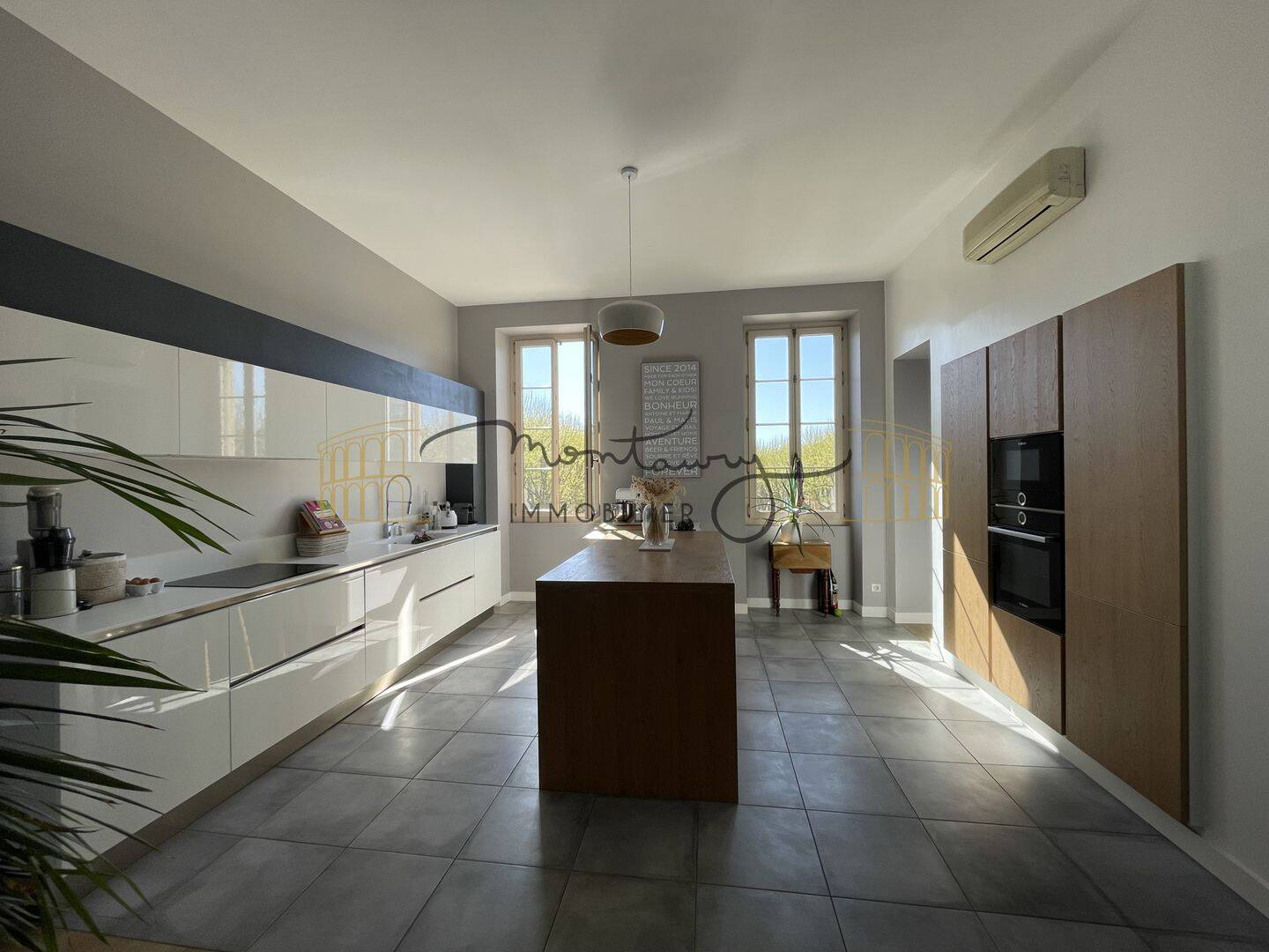 Appartement 4 pièces 120 m² · à Nîmes · 120 m² · 1 500 €/mois