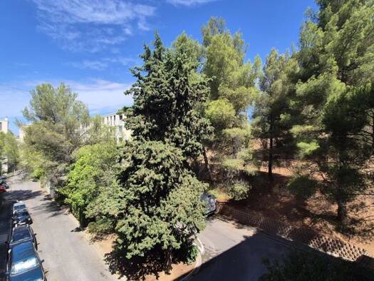 Appartement à vendre 195 000 € 3 pièces 2 chambres 84,2 m² Étage 2/4 Logis Neuf Est Allauch 13190