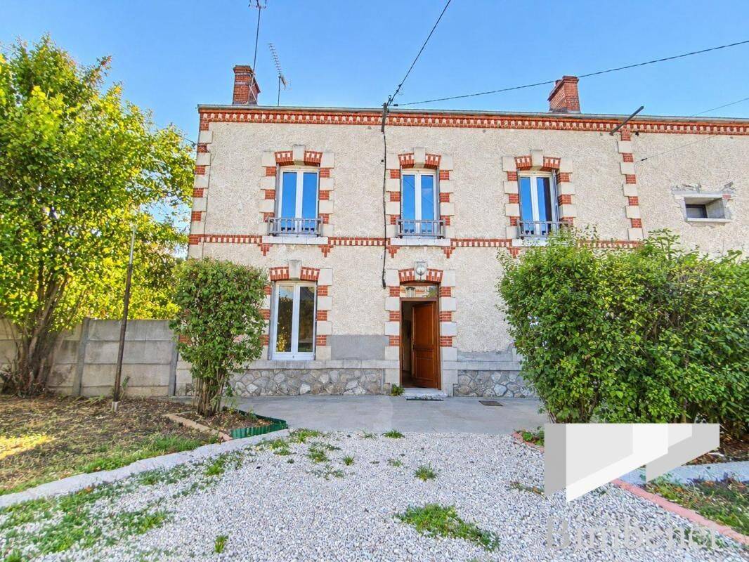 Maison 3 pièces 86 m² · à Saint-Ay · 86 m² · 181 900 €