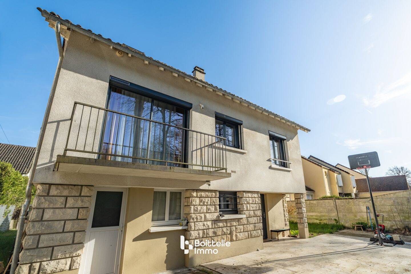 Maison 7 pièces 162 m² · à Milly-la-Forêt · 162 m² · 390 000 €