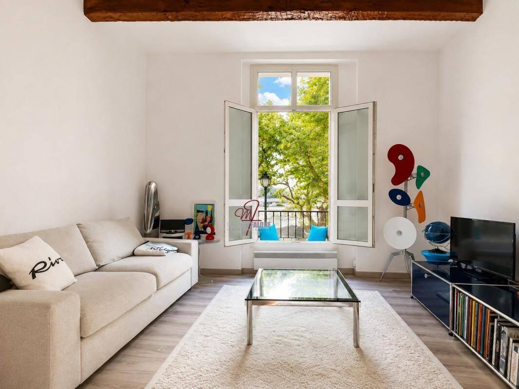 Appartement 2 pièces 43 m² · à Cassis · 43 m² · 365 000 €