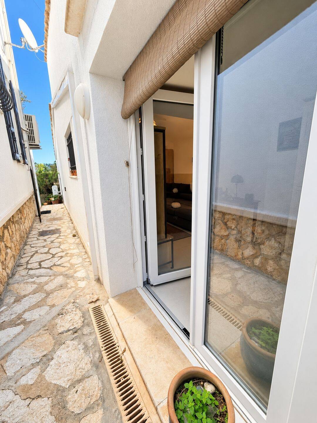 Appartement 1 pièce 23 m² · à La Colle-sur-Loup · 23,1 m² · 850 €/mois