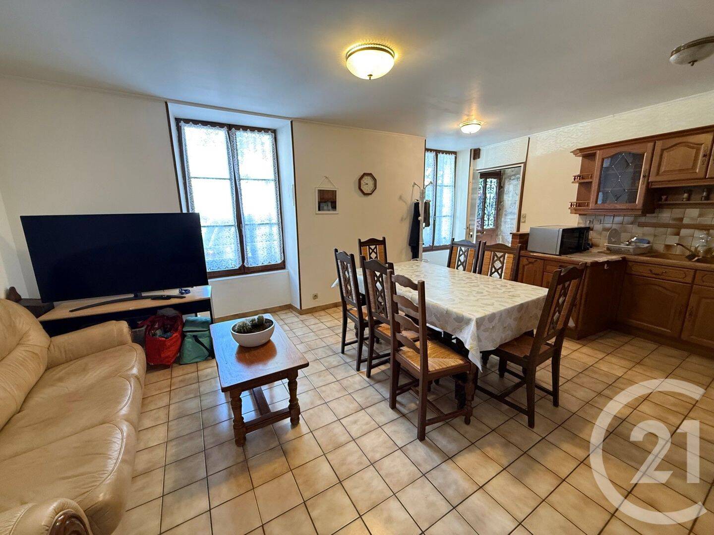 Appartement 2 pièces 42 m² · à Nemours · 41,7 m² · 680 €