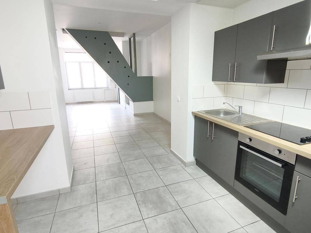 Maison 5 pièces 85 m² · à Tourcoing · 84,6 m² · 810 €/mois