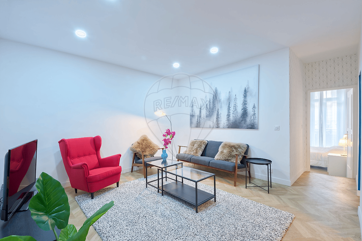 5 pièces 138 m² · à Marseille 6ème Arrondissement · 138 m² · 750 €