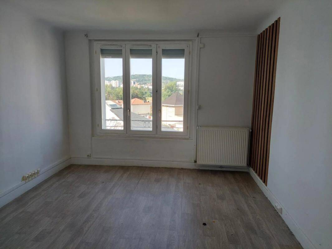 Appartement 3 pièces 63 m² · à Saint-Étienne · 63 m² · 409 €/mois