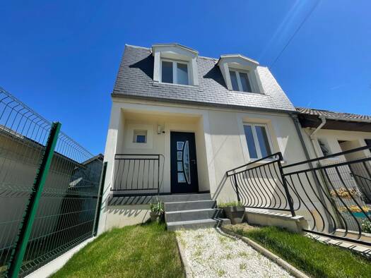 Maison à vendre 425 000 € 5 pièces 4 chambres 102 m² 223 m² de terrain Economie Drancy 93700