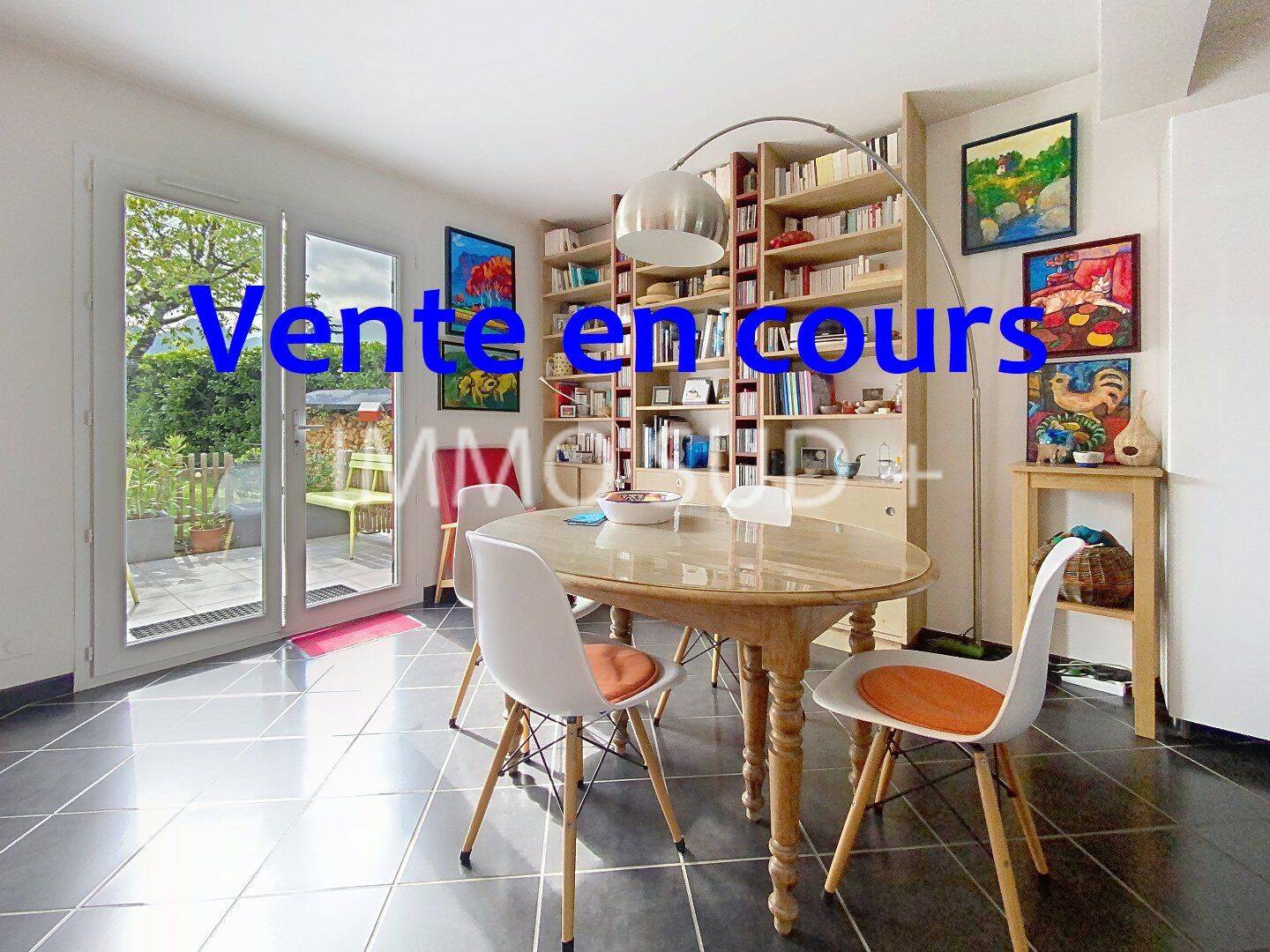 Maison 5 pièces 102 m² · à Varces-Allières-Et-Risset · 102 m² · 372 000 €