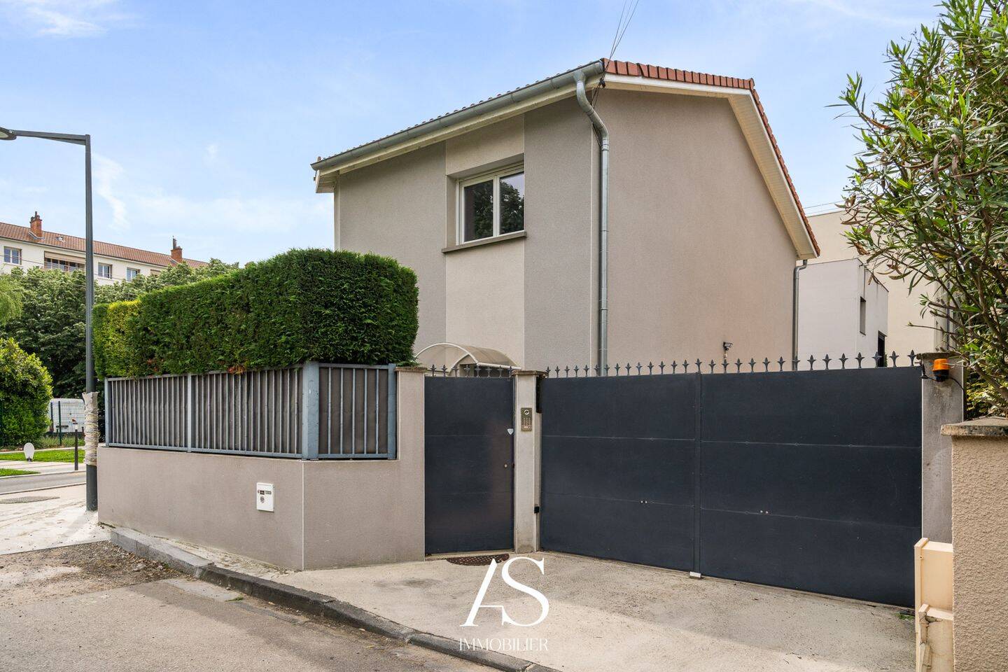 Maison 6 pièces 180 m² · à Villeurbanne · 180 m² · 675 000 €