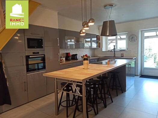 Maison à vendre 315 000 € 6 pièces 3 chambres 148 m² Pleudihen-sur-Rance 22690