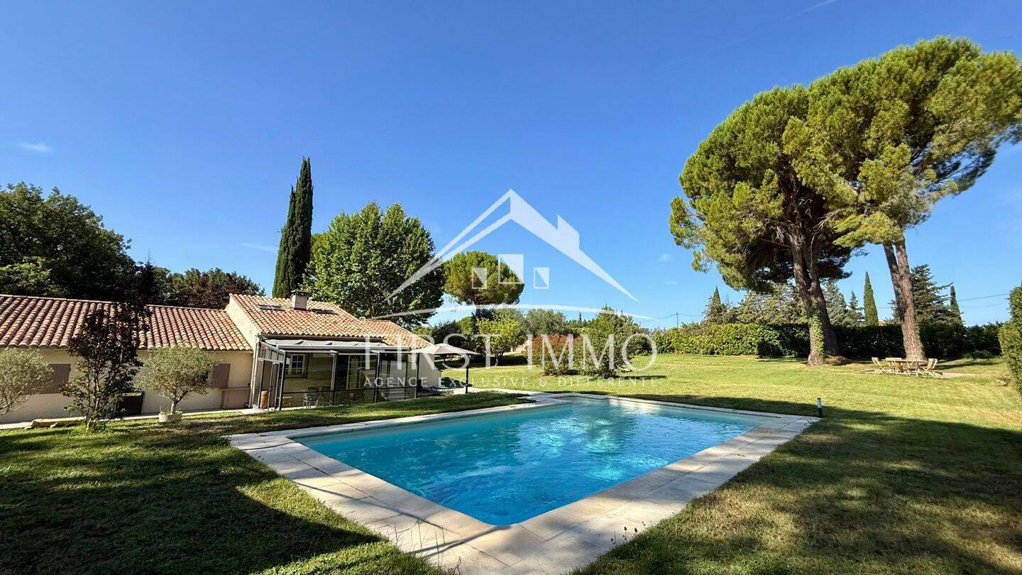 Maison 6 pièces 207 m² · à Aix-en-Provence · 206,5 m² · 5 200 €
