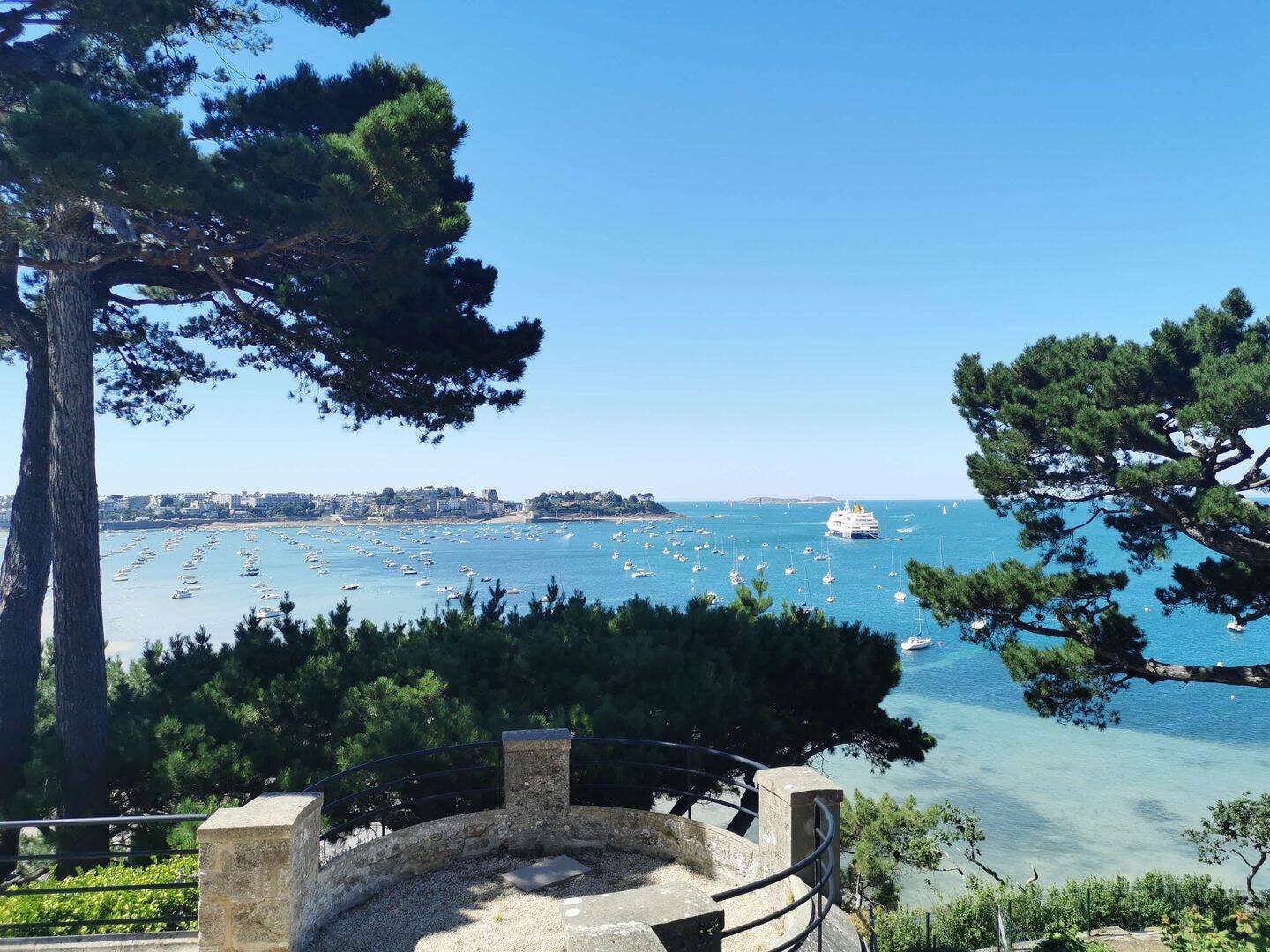 Appartement 6 pièces 130 m² · à Dinard · 130 m² · 1 365 000 €