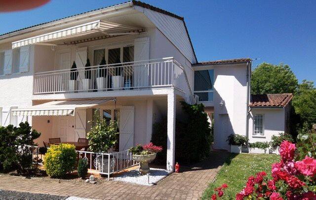 Maison 7 pièces 200 m² · à Artigues-près-Bordeaux · 200 m² · 429 000 €