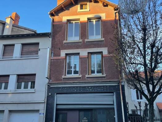 Immeuble à vendre 49 000 € 205 m² Nord Ambert 63600
