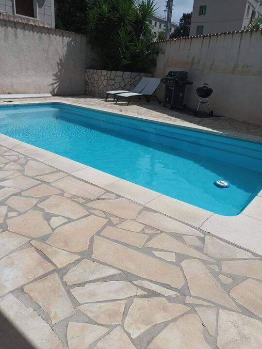 Maison 2 pièces 67 m² · à Marseille 15ème Arrondissement · 67 m² · 800 €