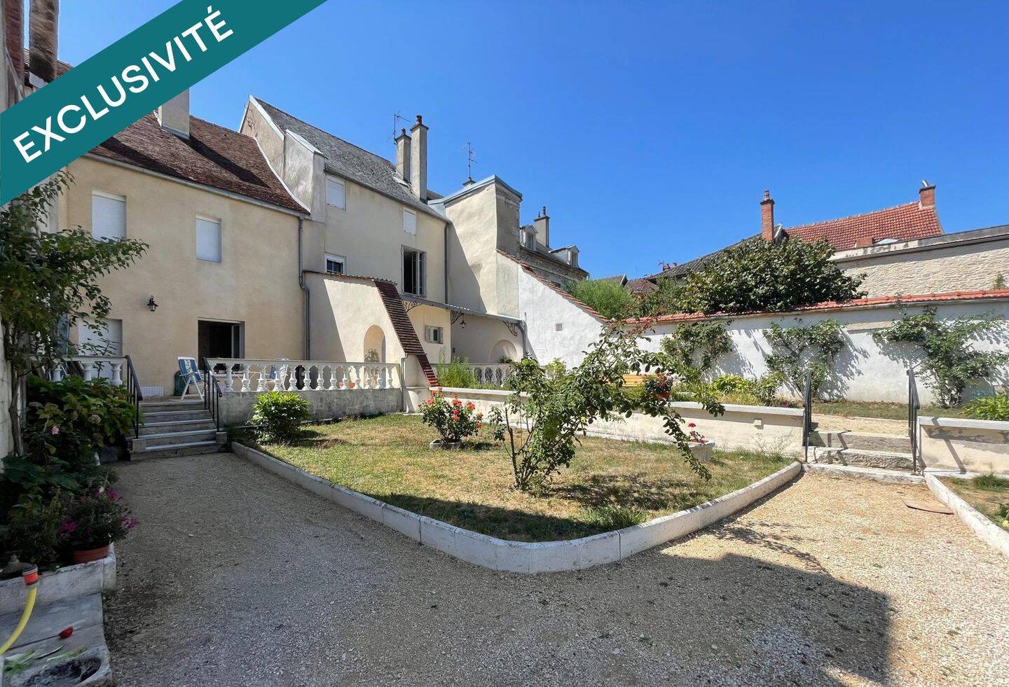 Maison 11 pièces 244 m² · à Châtillon-sur-Seine · 244 m² · 180 000 €
