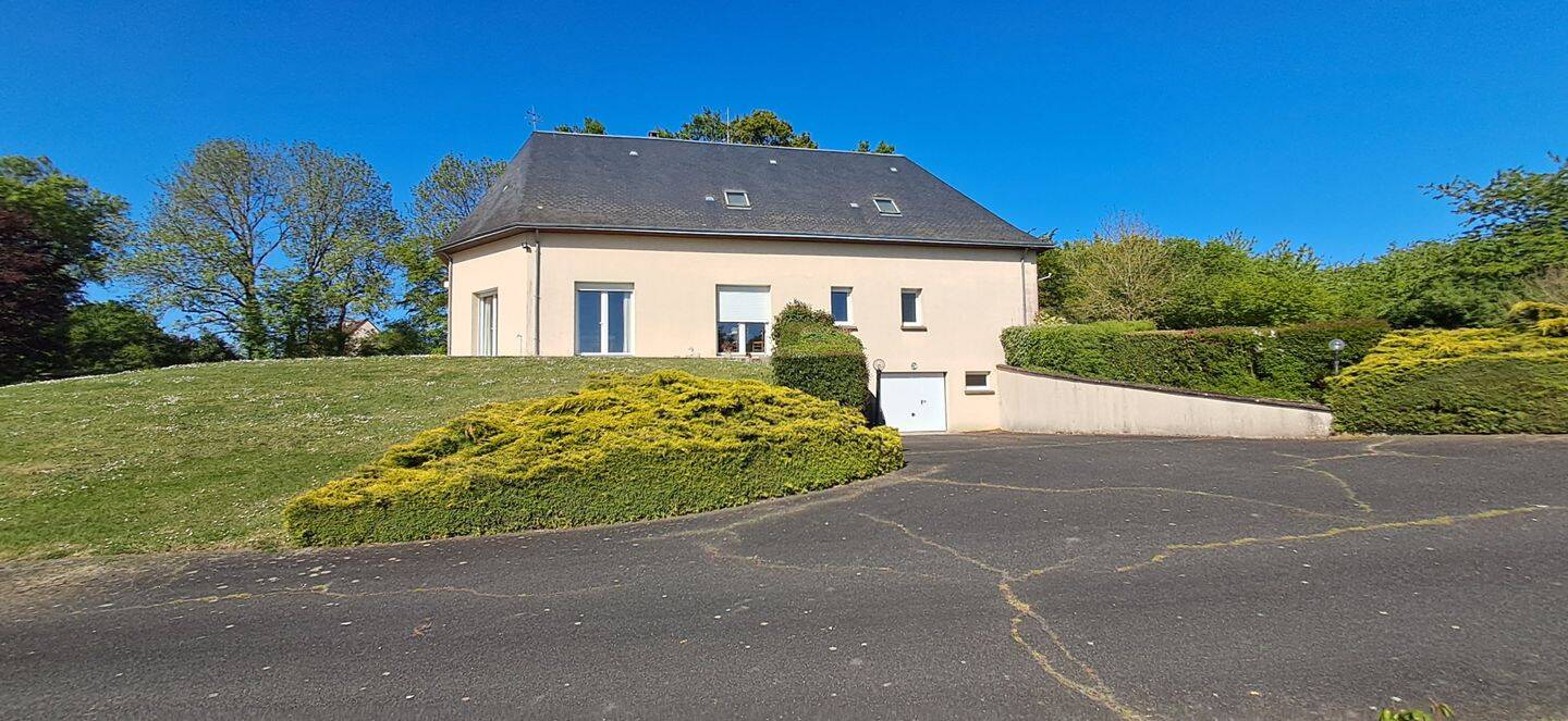 Maison 8 pièces 224 m² · à Savigny-sur-Braye · 224 m² · 357 000 €