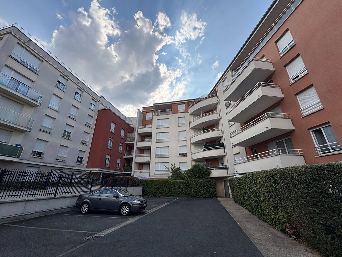 Appartement 3 pièces 62 m² · à Corbeil-Essonnes · 62 m² · 1 200 €