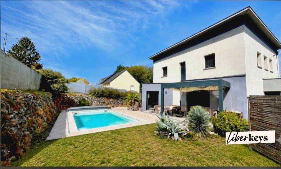 Maison 8 pièces 300 m² · à Ballan-Miré · 300 m² · 789 000 €