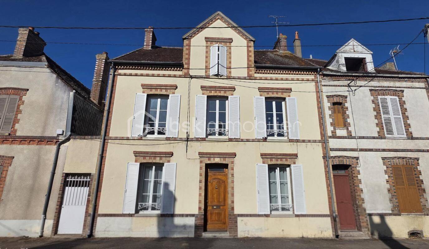 Maison 6 pièces 165 m² · à Sens · 165 m² · 308 000 €