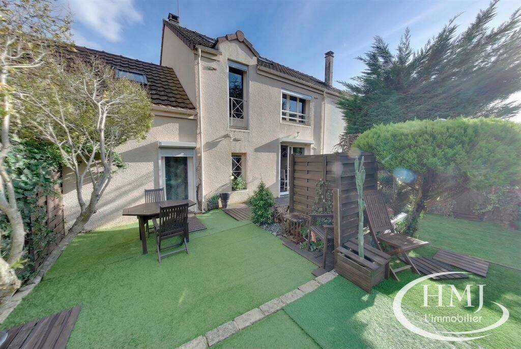 Maison 5 pièces 85 m² · à Évry-Courcouronnes · 85 m² · 278 500 €