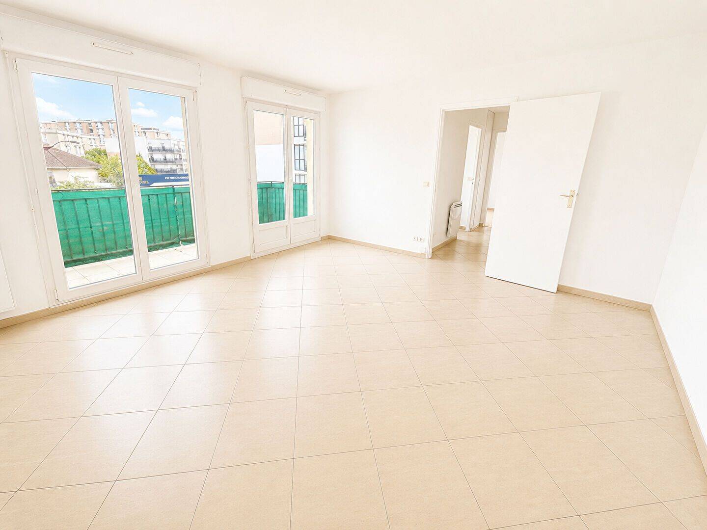 Appartement 3 pièces 55 m² · à Villiers-sur-Marne · 54,7 m² · 990 €/mois