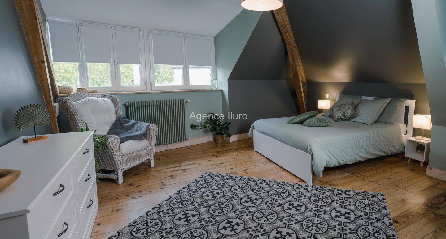Maison 12 pièces 368 m² · à Oloron-Sainte-Marie · 368 m² · 592 000 €