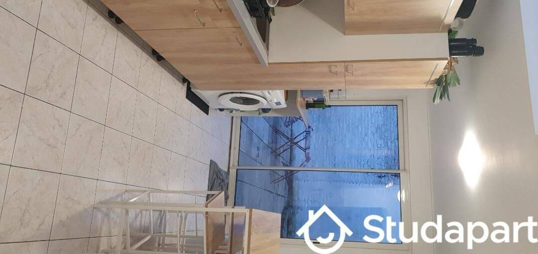 1 pièce 12 m² · à La Madeleine · 12 m² · 470 €