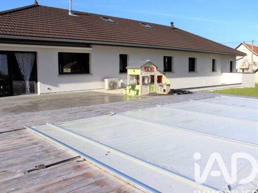 Maison de plain-pied à vendre 399 000 € 6 pièces 4 chambres 149 m² 1 660 m² de terrain Villers-la-Combe 25510